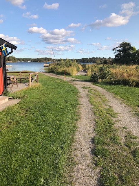 Sommarfest vid sjöboden